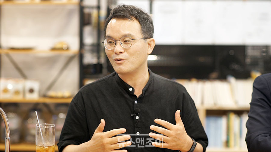 남오성 목사는 이번 방침이 불쾌할 수는 있지만, 긍정적으로 보면 정부가 교회를 보호한다고 생각할 수도 있다고 말했다. 뉴스앤조이 자료 사진