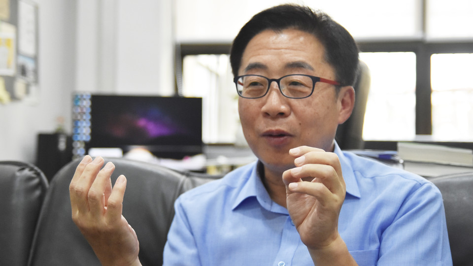 김형태 변호사는 개인과 개인 간 기본권이 충돌할 때 한쪽 주장만 옳다고 강요하는 것은 민주주의 기본 정신에 맞지 않다고 했다. 뉴스앤조이 이은혜