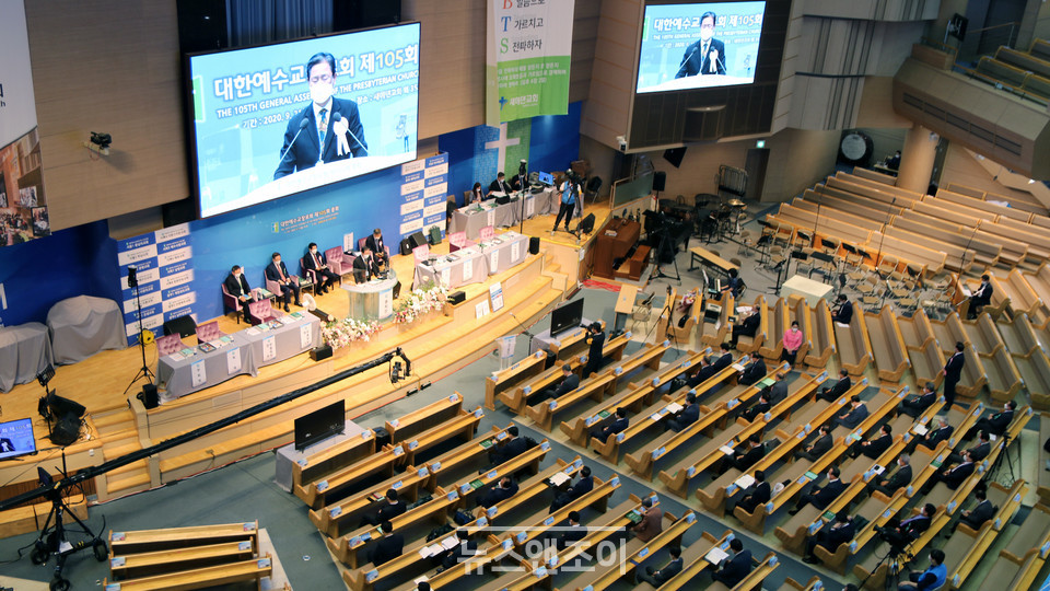 올해도 예장합동에는 반동성애 관련 보고와 헌의가 쏟아졌다. 특히 반기독교세력대응위는 지난 1년간 지역구 국회의원들에게 항의 전화를 돌리고, 정부와 국회에 차별금지법 반대 공문을 전달하는 등 사회적으로도 활동했다고 보고했다. 뉴스앤조이 최승현