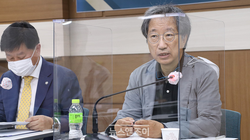 한상희 교수는 보수 개신교계 법조인들이 주장해 온 차별금지법 반대 논리를 법리적으로 반박했다. 뉴스앤조이 여운송