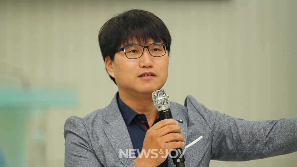 2016년 그루밍 성폭력으로 사퇴한 라이즈업 전 대표 이동현 씨. 2019년 사역을 재개한 것으로 밝혀져 논란이 일었다. 뉴스앤조이 구권효