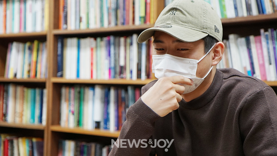 유건 씨는 잡지 ＜새날＞을 통해 교회 내에서 퀴어·페미니즘을 고민하는 청년들이 더 연결되기를 바란다고 했다. 뉴스앤조이 나수진