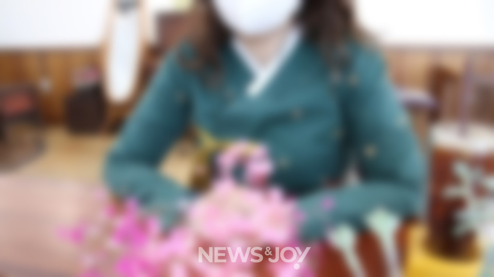 ＜뉴스앤조이＞에 '사모행전'을 연재한 민달팽이를 4월 11일 만나 인터뷰했다. 뉴스앤조이 여운송