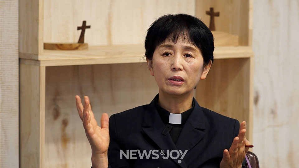 유명희 사제. 뉴스앤조이 자료 사진