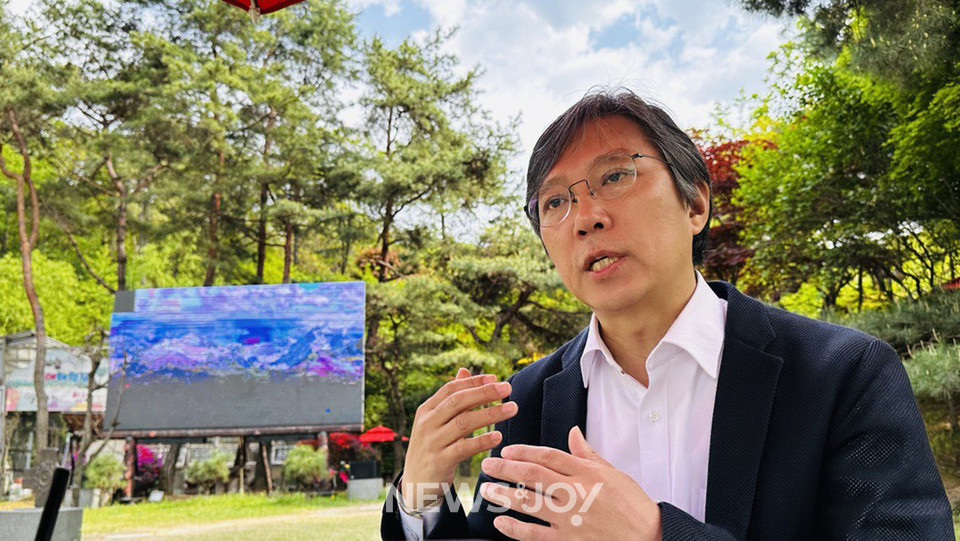 박대영 목사는 초대교회 공동체가 자기중심성과 소유 지향성을 벗어 버릴 수 있었던 이유는 십자가와 자기 부인이 하나님나라의 존재 방식임을 깨달았기 때문이라고 했다. 뉴스앤조이 김은석