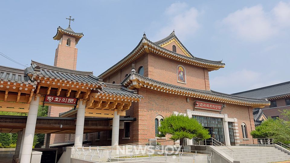 경기도 파주시 탄현면 소재 참회와속죄의성당. 뉴스앤조이 김은석