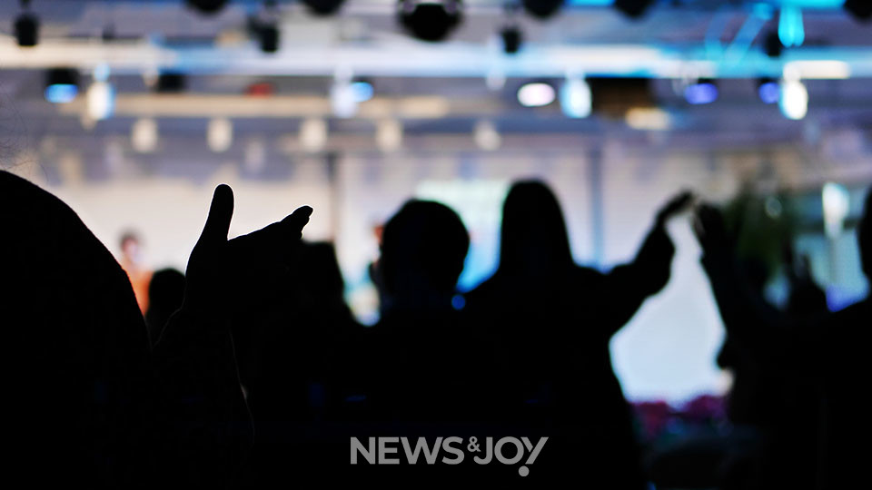 12월 3일 주일예배 분위기는 뜨거웠다. 예배 스태프들의 움직임도 일사불란했다. 뉴스앤조이 구권효 