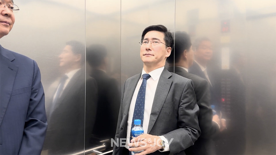 ＜뉴스앤조이＞는 재판에 출석한 현종남 목사에게 입장을 번복한 이유와 향후 거취 등을 물었으나, 그는 답변을 거부했다. 뉴스앤조이 경소영