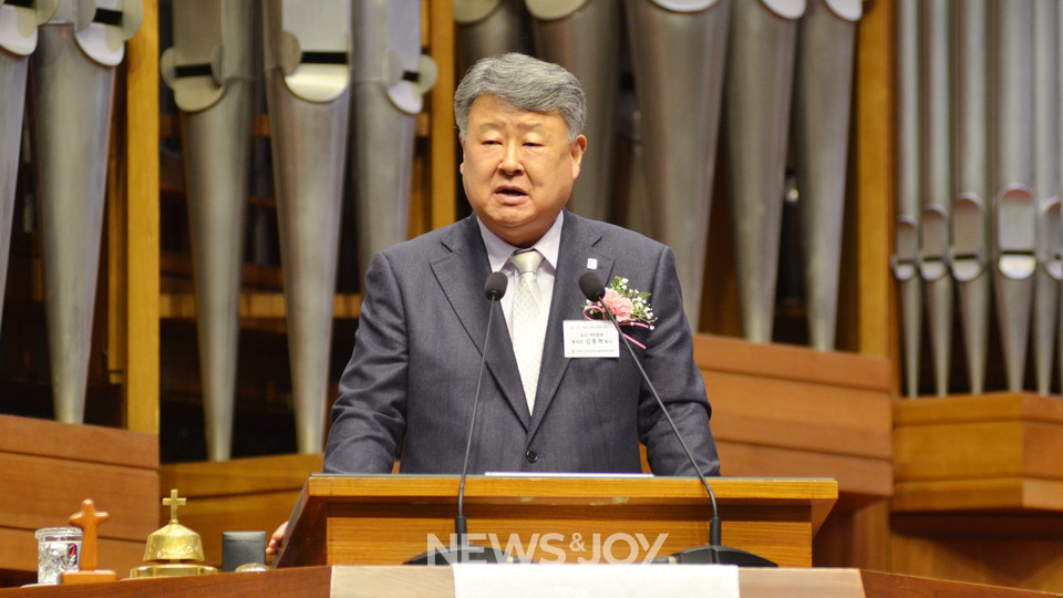 김종혁 총회장은 대한민국의 위기를 극복하기 위해서는 교회가 회개해야 한다고 했다. 뉴스앤조이 엄태빈