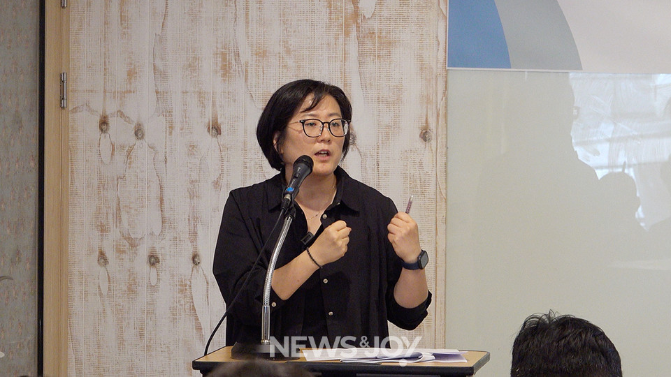 기독교반성폭력센터 박신원 국장은 교회 내 성폭력 근절이라는 교회 개혁 과제를 위해 계속 힘써 달라고 말했다. 뉴스앤조이 경소영