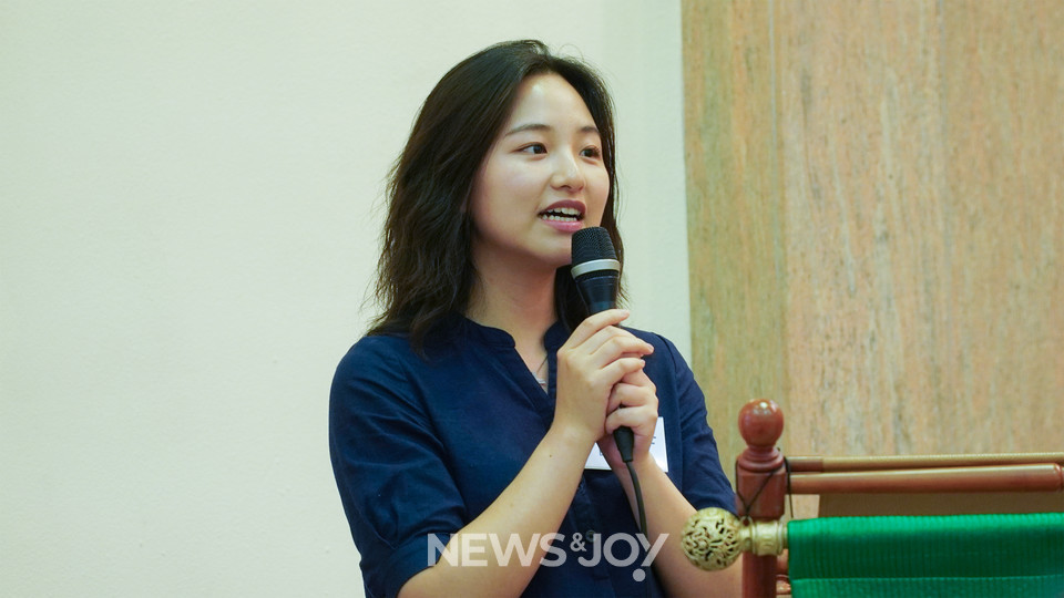 이번 대회에서 참석자들은 자유롭게 의견을 나누기도 했다. 뉴스앤조이 안디도