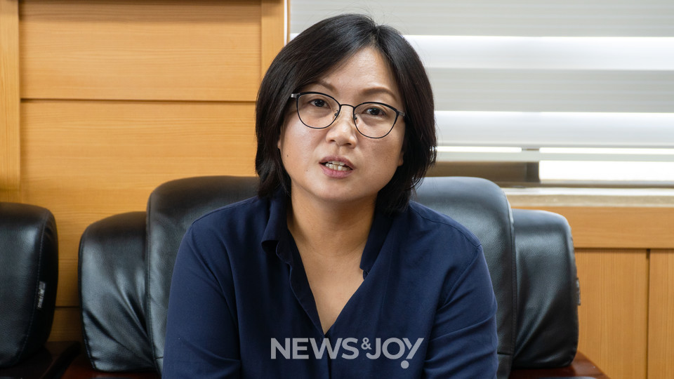 남궁희수 목사는 사업장 변경 자유를 노동자에게 주어야 한다고 강조했다. 뉴스앤조이 안디도