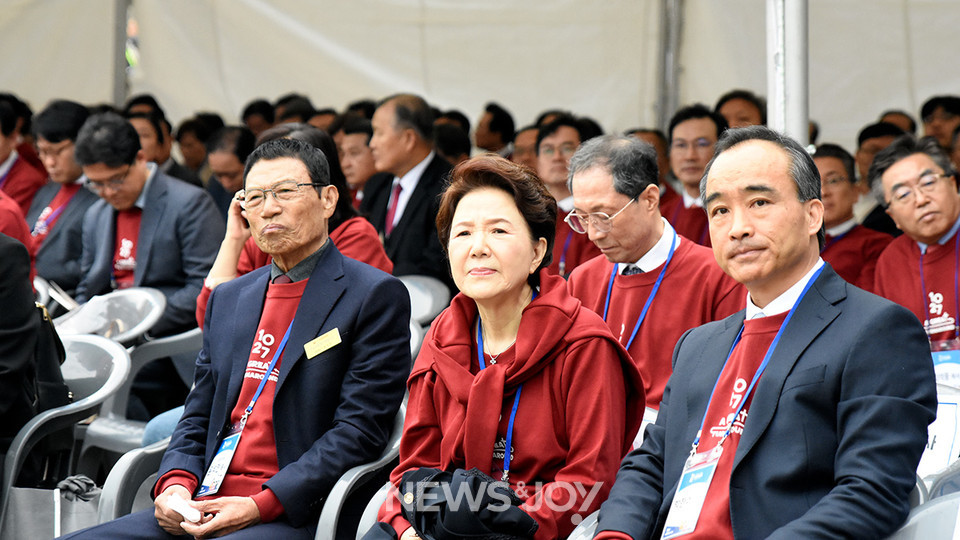 왼쪽부터 윤석전 목사(연세중앙교회), 김양재 목사(우리들교회), 길원평 교수(한동대), 박한수 목사(제자광성교회). 뉴스앤조이 엄태빈  