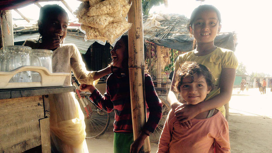 쿠트팔롱 난민 캠프의 로힝자 아이들. 사진 제공 개척자들