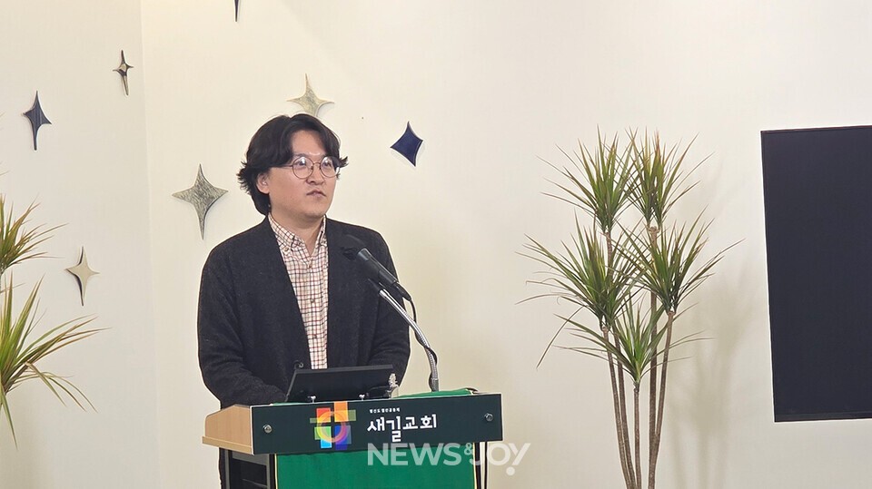 박현철 대표는 시종 청어람이 교회라고 단정하지 않고 교회로서 가능성이 있지 않느냐고 모호한 입장을 보였지만, 대다수 청중은 청어람을 하나의 교회로 인지했다. 뉴스앤조이 박요셉