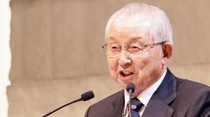 'MB 보석'에 김장환 목사 "정치·경제로 구속된 사람들 풀어 줘야"