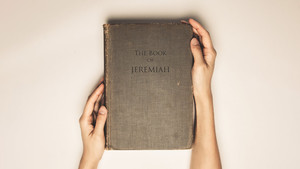 퀴어 눈으로 본 예레미야서 "젠더 유동적 은유로 가득한 책...폭력적·혐오적 이미지는 걷어 내야"