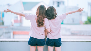 사모는 언니가 있어야 해요