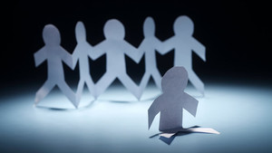 목회자 남편과 결혼한 후, 교회밖에 모르던 아이는 교회 밖으로 밀려났다