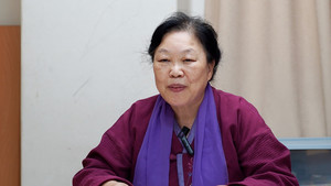 결혼하면 목사 될 수 없던 시절, 성녀 대신 '전사'가 된 여성