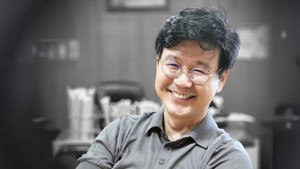 ＜뉴스앤조이＞ 신임 이사장 최주훈 목사입니다