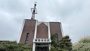 [교회도 마을도 저문다] ⑩ 땅으로 사람 마을 신앙을 잇다