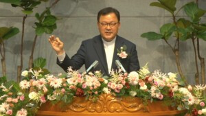 예장통합 정훈 총회장, 이번에는 "하나님이 여자에게 주신 최고의 축복은 화장" 망언